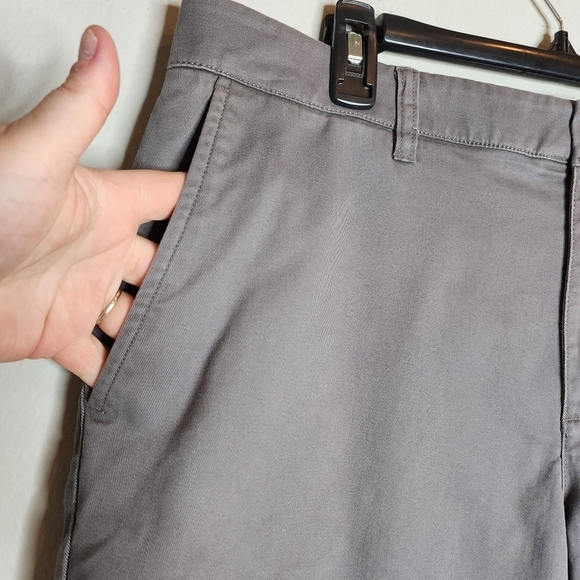 NWT Hawker Rye Stitch Fix essential wash chino short grey granite. Men's 36. - Picture 7 of 16